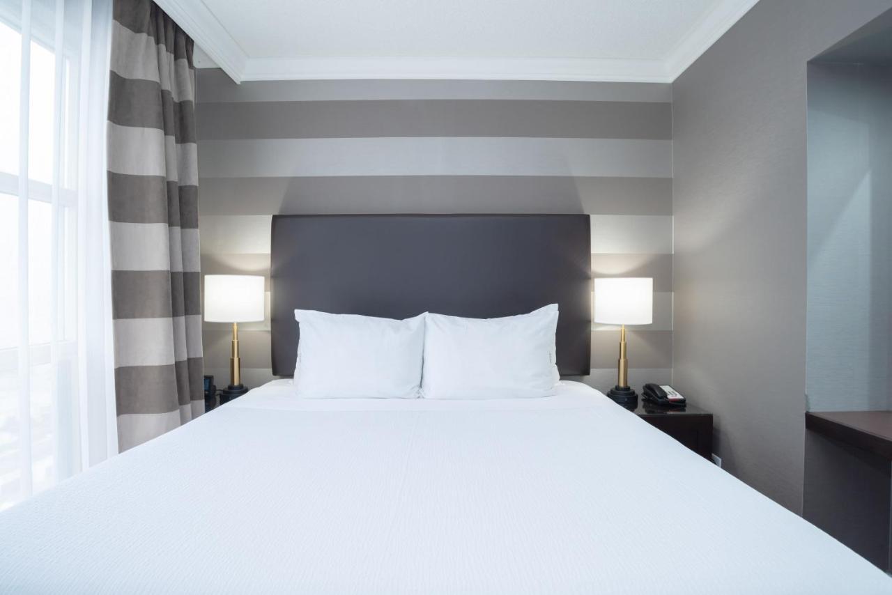 Sandman Signature Mississauga Hotel Eksteriør billede